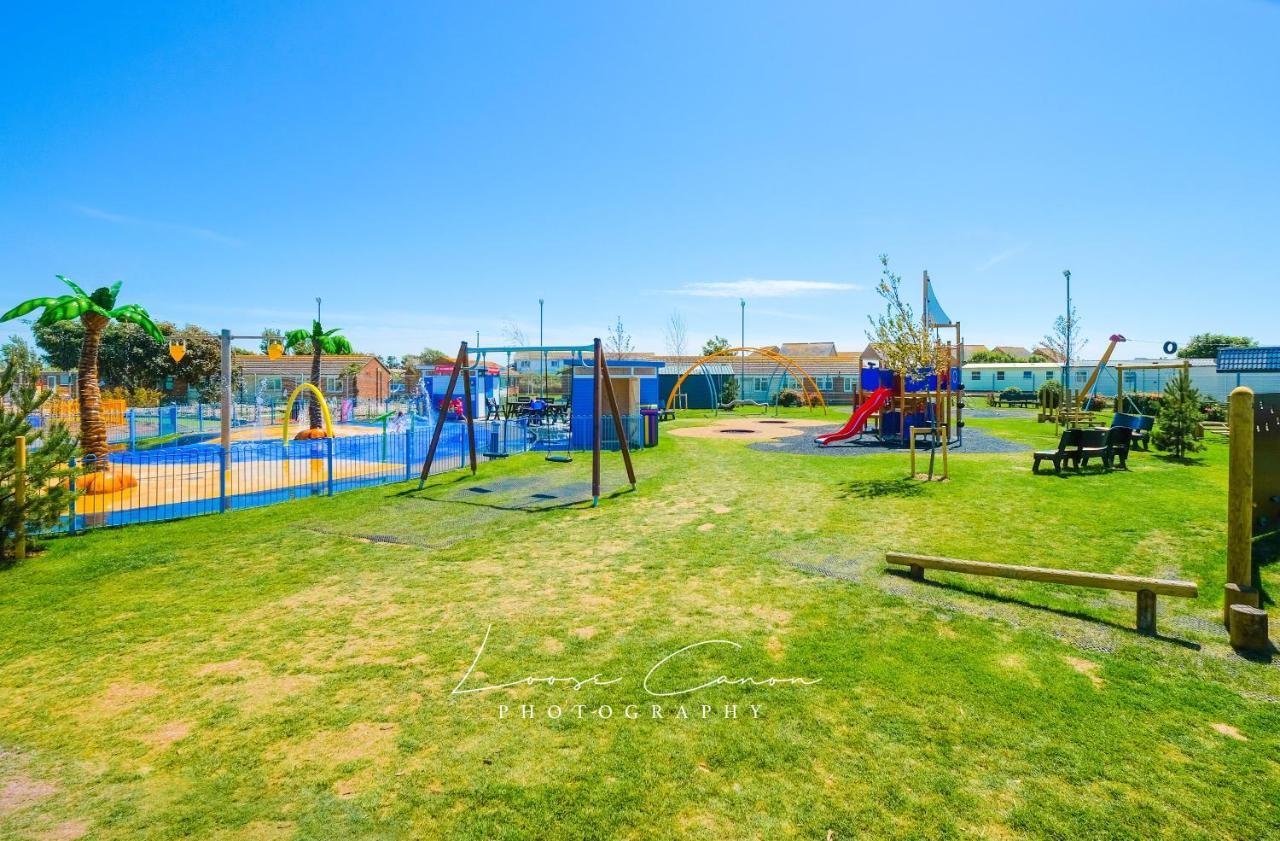 Sea 'N' Stars Platinum Plus Holiday Home With Views, Free Wifi And Netflix Camber Exterior foto