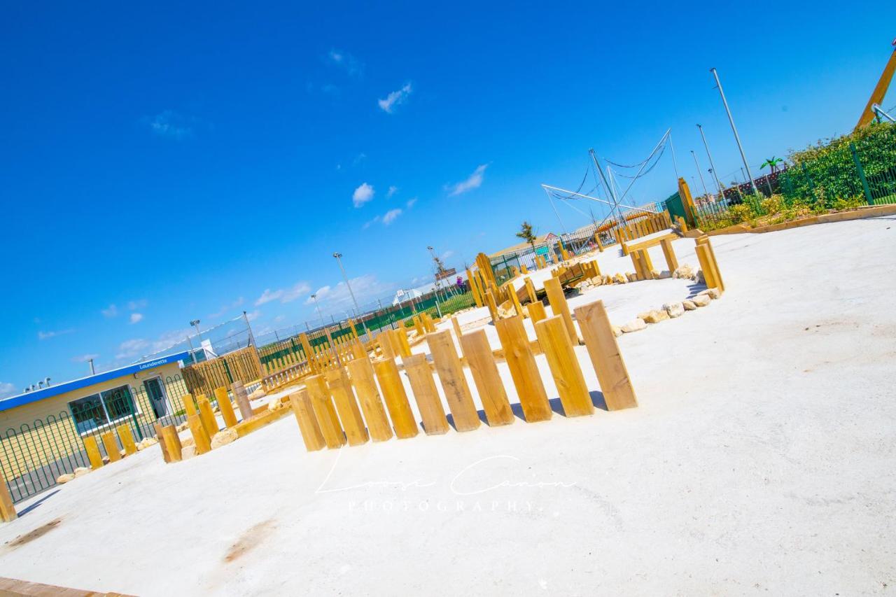 Sea 'N' Stars Platinum Plus Holiday Home With Views, Free Wifi And Netflix Camber Exterior foto